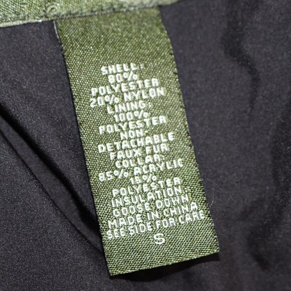 Eddie Bauer - Goose Down Puffer Vest with Faux Fur Collar, Small Oversized - Picture 8 of 8